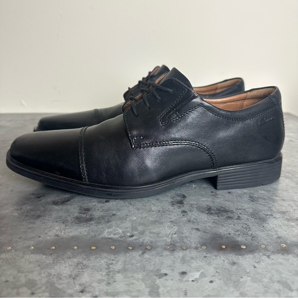 Clarks Men's Tilden Cap Toe Black Leather Oxford Size 8.5